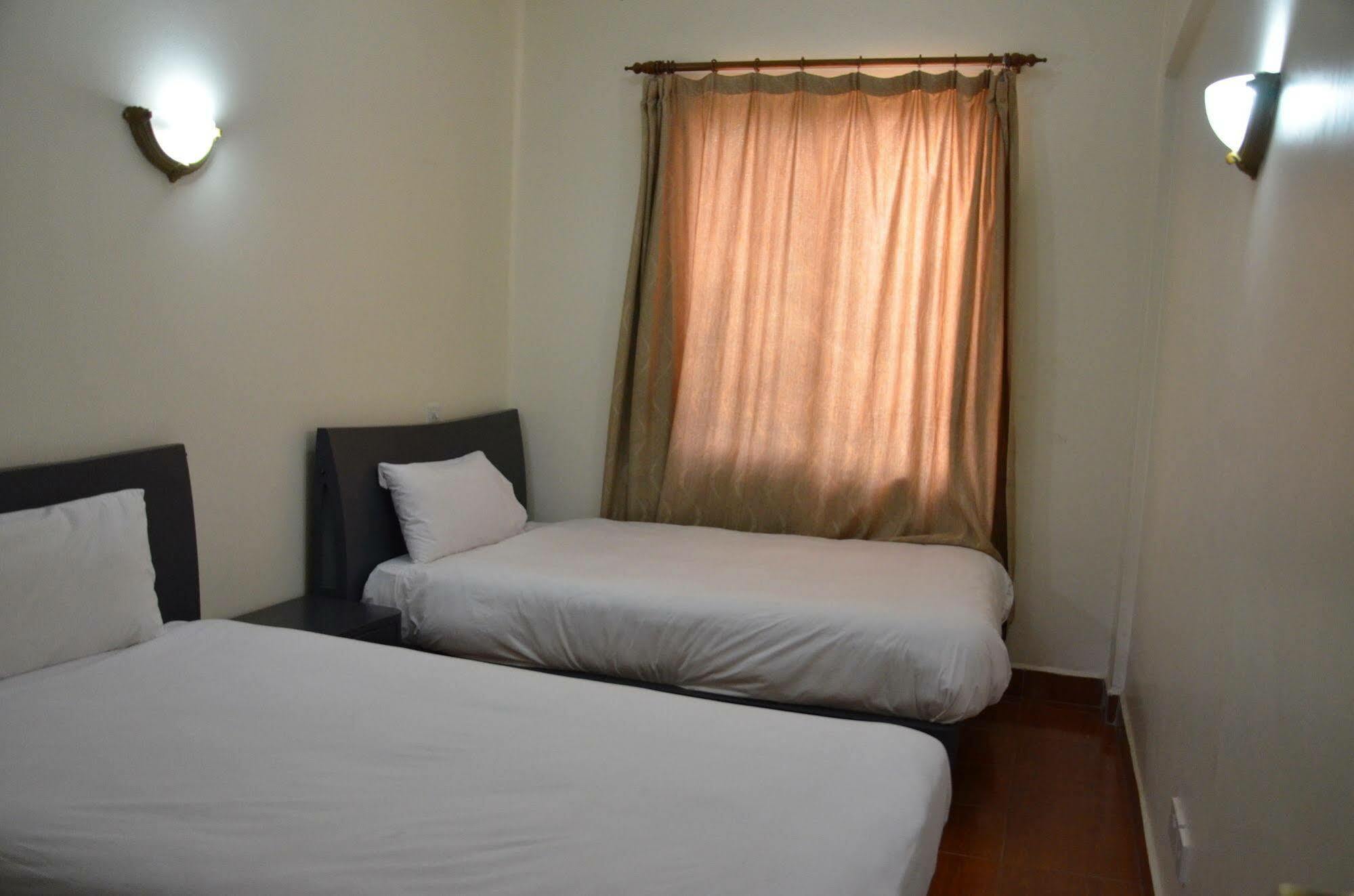 Prestige Hotel Suites Καμπάλα Εξωτερικό φωτογραφία